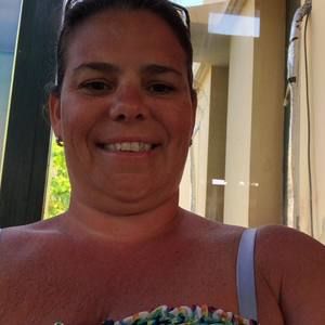 Meet your Posher, Isabelle